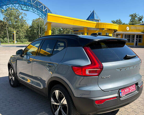 Сірий Вольво XC40, об'ємом двигуна 0 л та пробігом 62 тис. км за 20799 $, фото 6 на Automoto.ua
