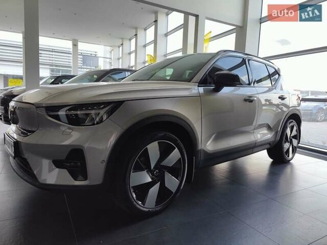 Сірий Вольво XC40, об'ємом двигуна 0 л та пробігом 75 тис. км за 34000 $, фото 1 на Automoto.ua