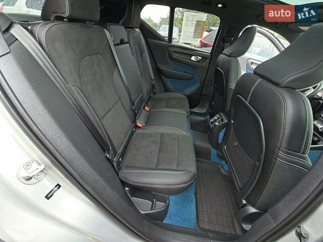 Серый Вольво XC40, объемом двигателя 0 л и пробегом 39 тыс. км за 20000 $, фото 10 на Automoto.ua
