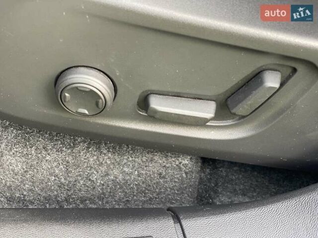 Серый Вольво XC40, объемом двигателя 0 л и пробегом 10 тыс. км за 30697 $, фото 13 на Automoto.ua