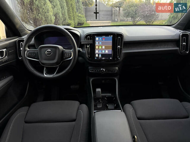 Вольво XC40 2023 в Тернополе на Automoto.ua Серый Вольво XC40, объемом двигателя 0 л и пробегом 34 тыс. км за 29900 $, фото 5 на Automoto.ua