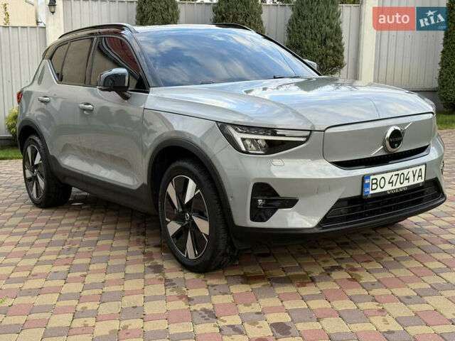 Вольво XC40 2023 в Тернополе на Automoto.ua Серый Вольво XC40, объемом двигателя 0 л и пробегом 34 тыс. км за 29900 $, фото 4 на Automoto.ua
