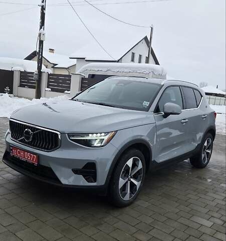 Сірий Вольво XC40, об'ємом двигуна 1.97 л та пробігом 2 тис. км за 34900 $, фото 14 на Automoto.ua