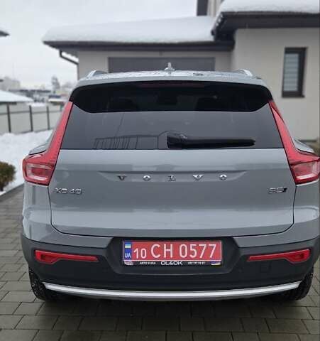 Сірий Вольво XC40, об'ємом двигуна 1.97 л та пробігом 2 тис. км за 34900 $, фото 7 на Automoto.ua