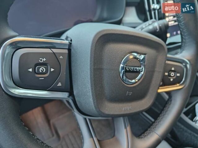 Серый Вольво XC40, объемом двигателя 1.97 л и пробегом 8 тыс. км за 46700 $, фото 18 на Automoto.ua