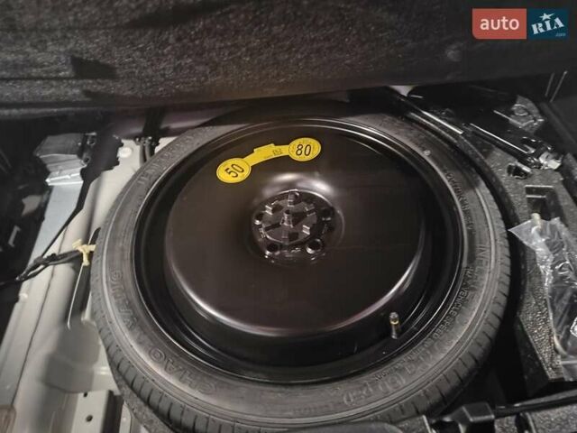 Серый Вольво XC40, объемом двигателя 1.97 л и пробегом 8 тыс. км за 46700 $, фото 13 на Automoto.ua