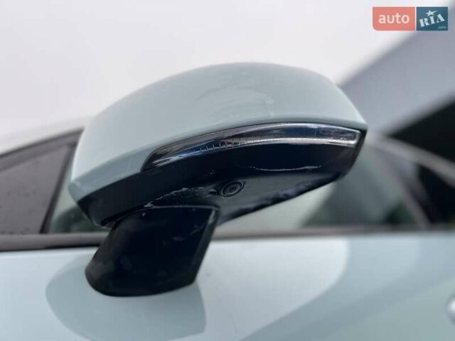 Синий Вольво XC40, объемом двигателя 1.97 л и пробегом 55 тыс. км за 23999 $, фото 16 на Automoto.ua