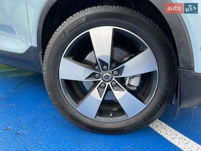 Синий Вольво XC40, объемом двигателя 1.97 л и пробегом 55 тыс. км за 23999 $, фото 15 на Automoto.ua