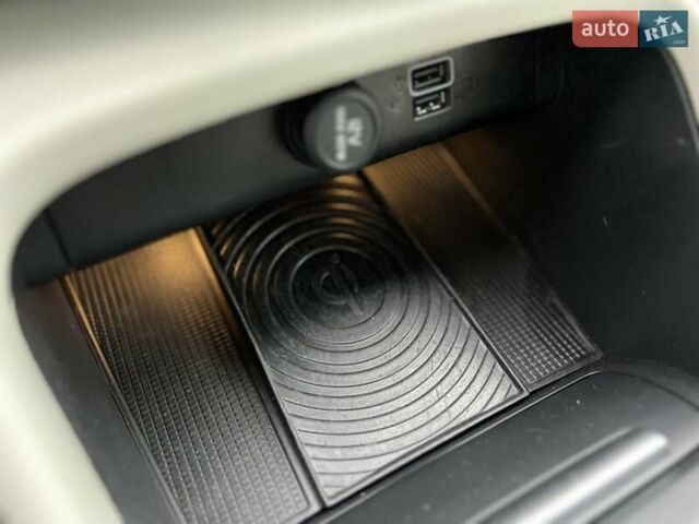 Синий Вольво XC40, объемом двигателя 1.97 л и пробегом 55 тыс. км за 23999 $, фото 57 на Automoto.ua