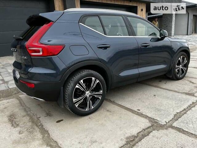 Синий Вольво XC40, объемом двигателя 1.97 л и пробегом 55 тыс. км за 34500 $, фото 5 на Automoto.ua