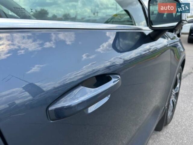Синій Вольво XC40, об'ємом двигуна 1.97 л та пробігом 257 тис. км за 24900 $, фото 15 на Automoto.ua