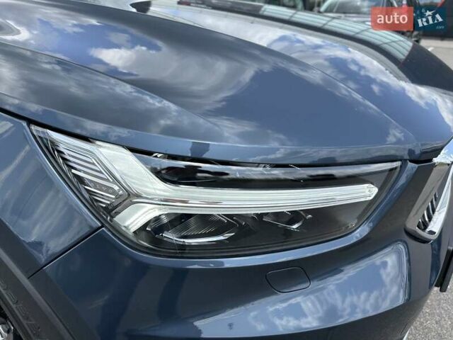 Синій Вольво XC40, об'ємом двигуна 1.97 л та пробігом 257 тис. км за 24900 $, фото 12 на Automoto.ua