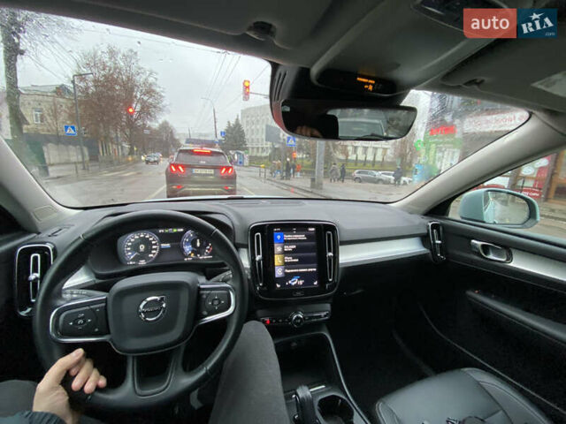 Синій Вольво XC40, об'ємом двигуна 1.97 л та пробігом 71 тис. км за 23800 $, фото 30 на Automoto.ua