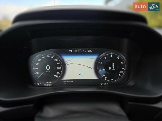 Синий Вольво XC40, объемом двигателя 2 л и пробегом 136 тыс. км за 21900 $, фото 14 на Automoto.ua