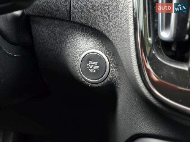 Синий Вольво XC40, объемом двигателя 2 л и пробегом 136 тыс. км за 21900 $, фото 30 на Automoto.ua