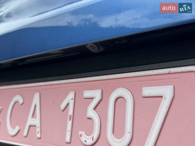 Синий Вольво XC40, объемом двигателя 1.97 л и пробегом 98 тыс. км за 25999 $, фото 26 на Automoto.ua
