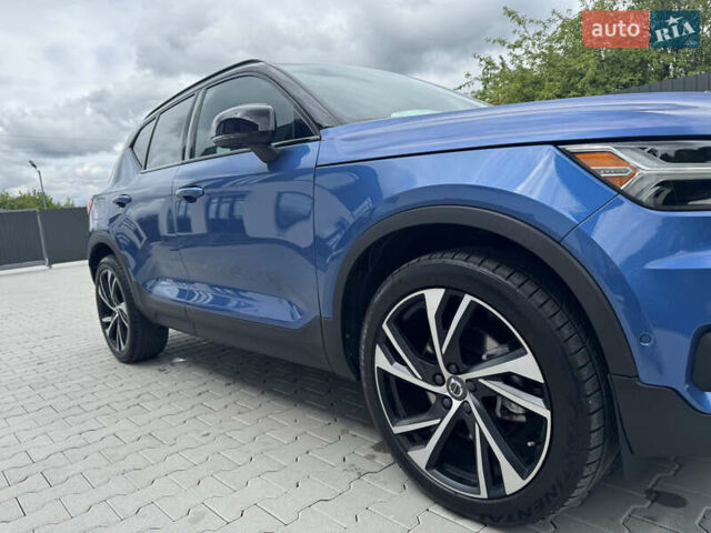 Синий Вольво XC40, объемом двигателя 1.97 л и пробегом 98 тыс. км за 25999 $, фото 11 на Automoto.ua