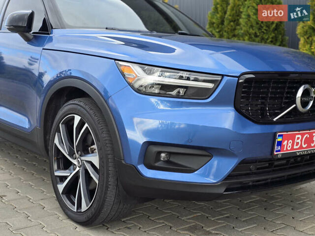 Синий Вольво XC40, объемом двигателя 2 л и пробегом 136 тыс. км за 21900 $, фото 9 на Automoto.ua