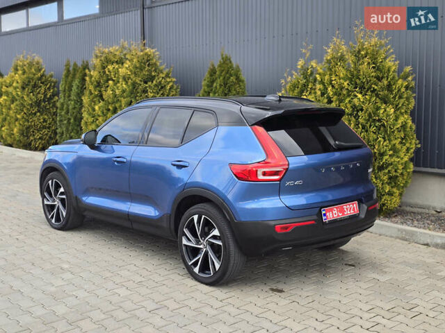 Синий Вольво XC40, объемом двигателя 2 л и пробегом 136 тыс. км за 21900 $, фото 3 на Automoto.ua