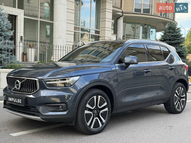 Синий Вольво XC40, объемом двигателя 1.97 л и пробегом 148 тыс. км за 29500 $, фото 5 на Automoto.ua