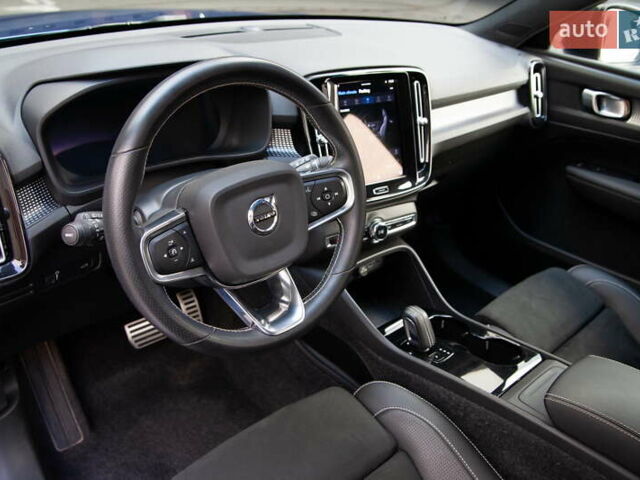 Синій Вольво XC40, об'ємом двигуна 0 л та пробігом 39 тис. км за 24000 $, фото 22 на Automoto.ua