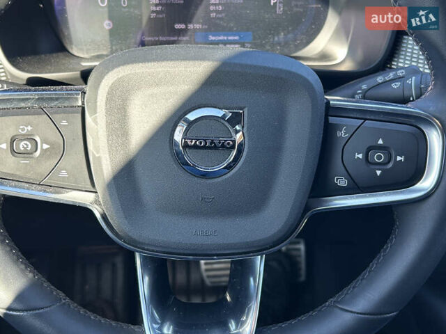 Синій Вольво XC40, об'ємом двигуна 0 л та пробігом 25 тис. км за 25900 $, фото 15 на Automoto.ua