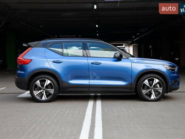 Синій Вольво XC40, об'ємом двигуна 0 л та пробігом 39 тис. км за 24000 $, фото 4 на Automoto.ua
