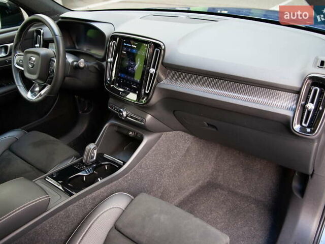 Синій Вольво XC40, об'ємом двигуна 0 л та пробігом 39 тис. км за 24000 $, фото 28 на Automoto.ua