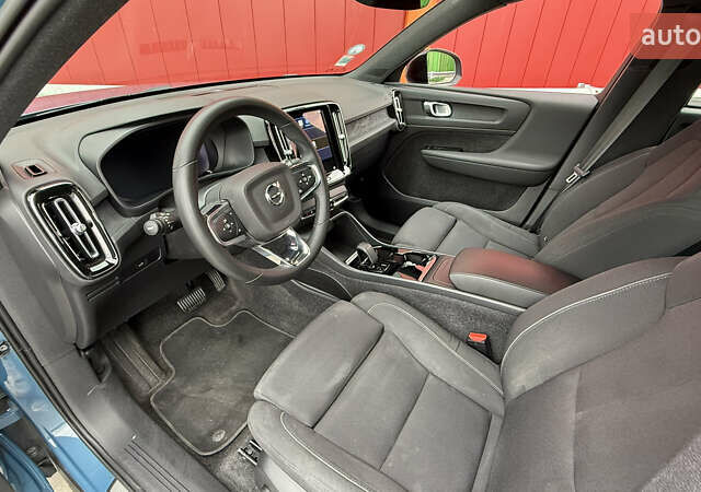 Синій Вольво XC40, об'ємом двигуна 0 л та пробігом 115 тис. км за 23599 $, фото 21 на Automoto.ua