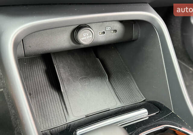 Синій Вольво XC40, об'ємом двигуна 0 л та пробігом 115 тис. км за 23599 $, фото 36 на Automoto.ua
