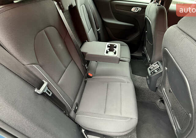 Синій Вольво XC40, об'ємом двигуна 0 л та пробігом 115 тис. км за 23599 $, фото 57 на Automoto.ua