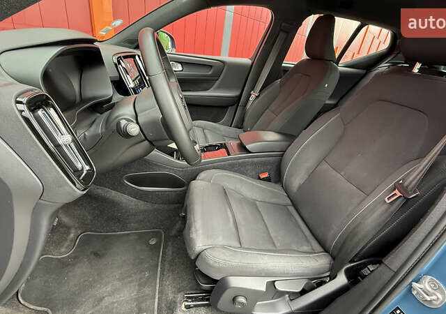 Синій Вольво XC40, об'ємом двигуна 0 л та пробігом 115 тис. км за 23599 $, фото 20 на Automoto.ua