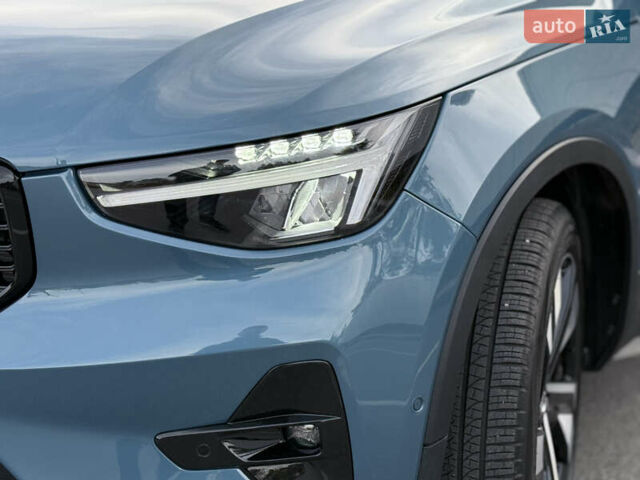 Синий Вольво XC40, объемом двигателя 1.97 л и пробегом 7 тыс. км за 36000 $, фото 47 на Automoto.ua