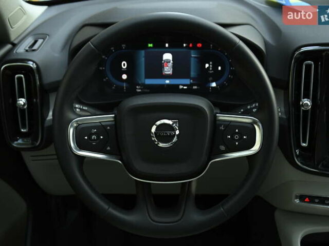 Синий Вольво XC40, объемом двигателя 1.97 л и пробегом 10 тыс. км за 45400 $, фото 65 на Automoto.ua