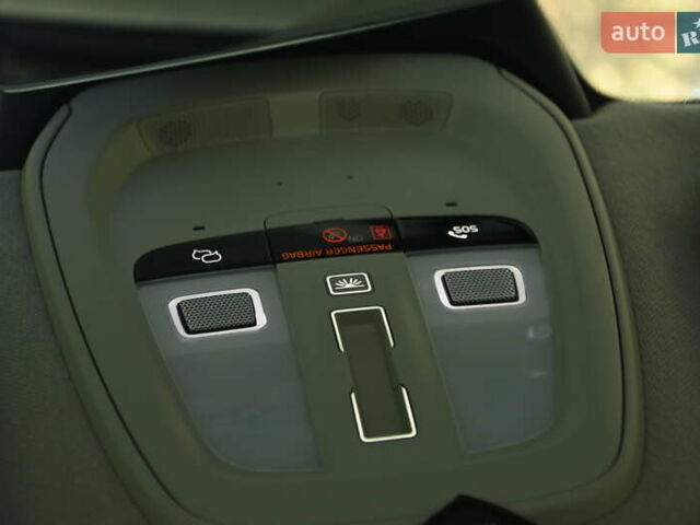 Синий Вольво XC40, объемом двигателя 1.97 л и пробегом 10 тыс. км за 45400 $, фото 64 на Automoto.ua