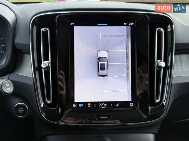 Синий Вольво XC40, объемом двигателя 1.97 л и пробегом 7 тыс. км за 36000 $, фото 43 на Automoto.ua