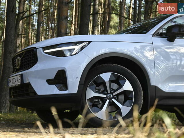 Синий Вольво XC40, объемом двигателя 1.97 л и пробегом 10 тыс. км за 45400 $, фото 18 на Automoto.ua