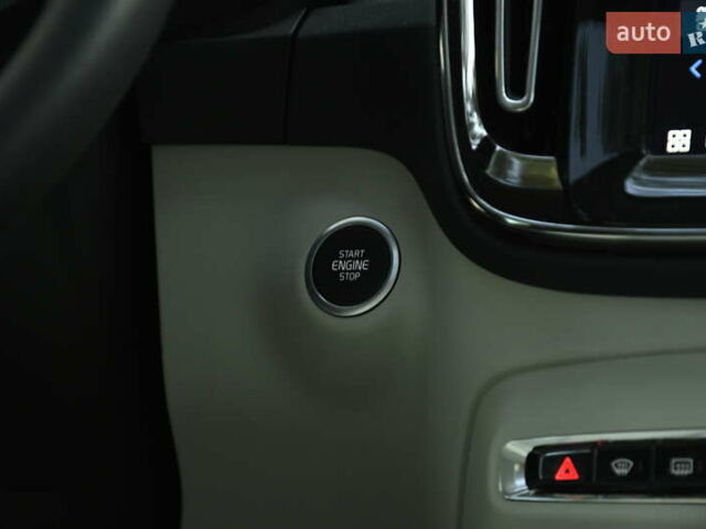 Синій Вольво XC40, об'ємом двигуна 1.97 л та пробігом 10 тис. км за 45349 $, фото 61 на Automoto.ua