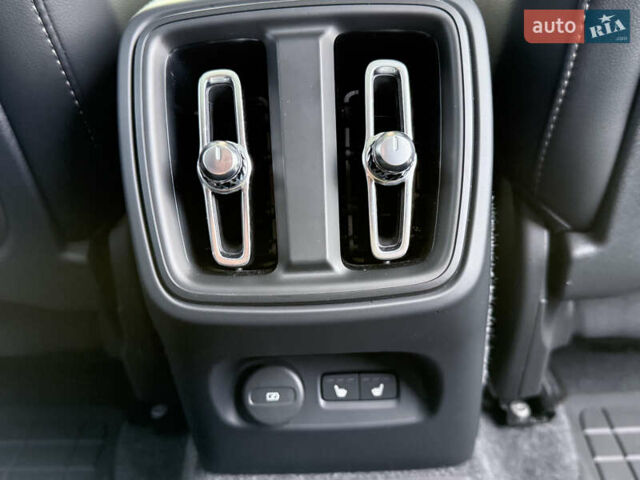 Синий Вольво XC40, объемом двигателя 1.97 л и пробегом 7 тыс. км за 36000 $, фото 78 на Automoto.ua