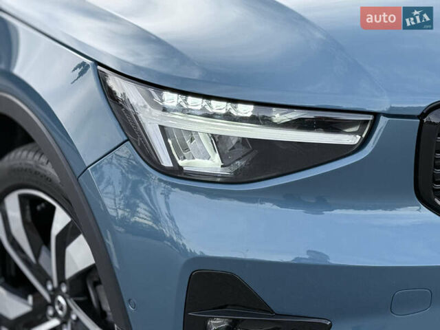 Синий Вольво XC40, объемом двигателя 1.97 л и пробегом 7 тыс. км за 36000 $, фото 45 на Automoto.ua