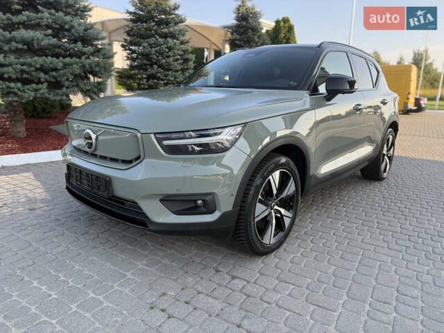 Зелений Вольво XC40, об'ємом двигуна 0 л та пробігом 32 тис. км за 30500 $, фото 9 на Automoto.ua