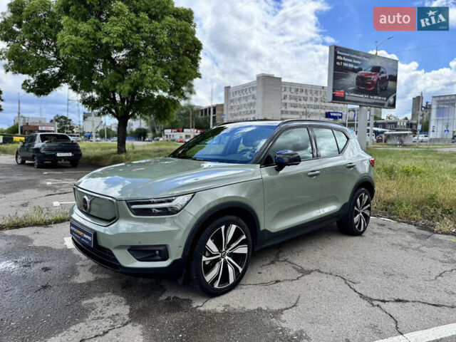 Зелений Вольво XC40, об'ємом двигуна 0 л та пробігом 40 тис. км за 29500 $, фото 7 на Automoto.ua