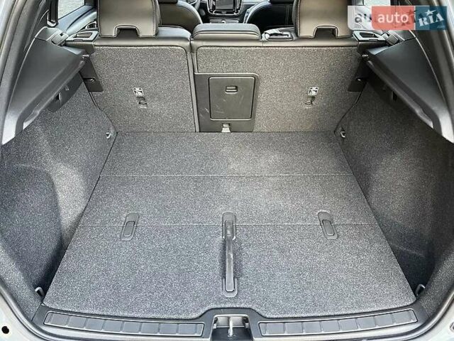 Зеленый Вольво XC40, объемом двигателя 0 л и пробегом 24 тыс. км за 39999 $, фото 17 на Automoto.ua