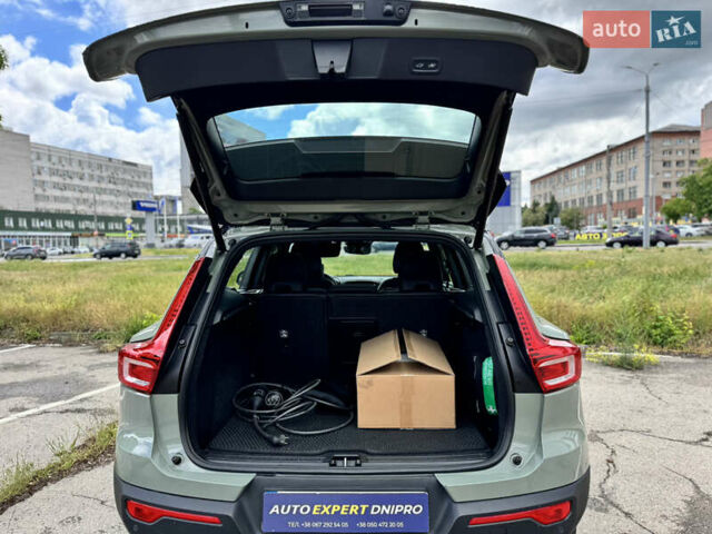 Зеленый Вольво XC40, объемом двигателя 0 л и пробегом 40 тыс. км за 29500 $, фото 20 на Automoto.ua