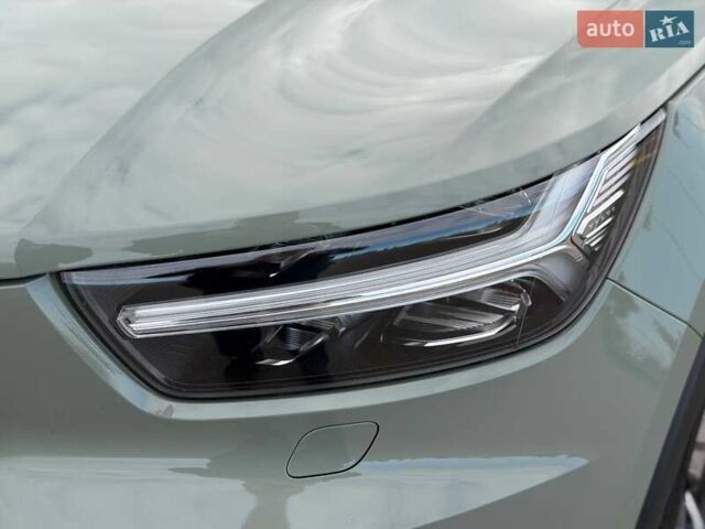 Вольво XC40 2021 в Киеве на Automoto.ua Зеленый Вольво XC40, объемом двигателя 0 л и пробегом 82 тыс. км за 32729 $, фото 10 на Automoto.ua