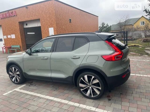 Зелений Вольво XC40, об'ємом двигуна 0 л та пробігом 74 тис. км за 32500 $, фото 3 на Automoto.ua