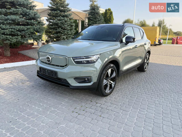 Зелений Вольво XC40, об'ємом двигуна 0 л та пробігом 32 тис. км за 30500 $, фото 13 на Automoto.ua