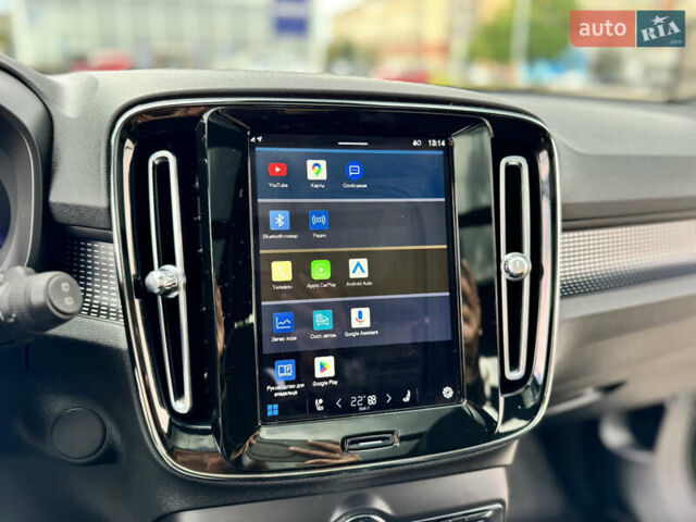 Зелений Вольво XC40, об'ємом двигуна 0 л та пробігом 40 тис. км за 29500 $, фото 33 на Automoto.ua
