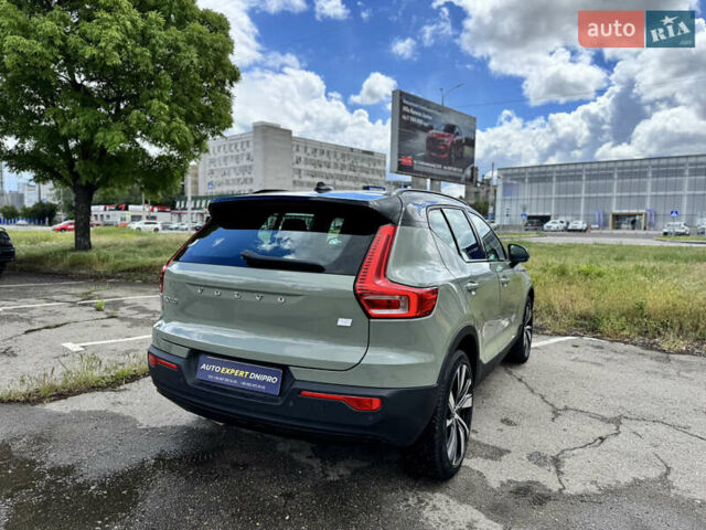 Зелений Вольво XC40, об'ємом двигуна 0 л та пробігом 40 тис. км за 29500 $, фото 13 на Automoto.ua