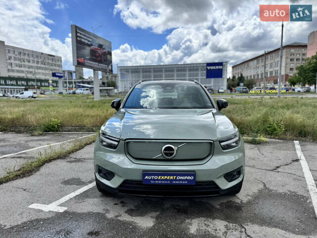 Зелений Вольво XC40, об'ємом двигуна 0 л та пробігом 40 тис. км за 29500 $, фото 2 на Automoto.ua
